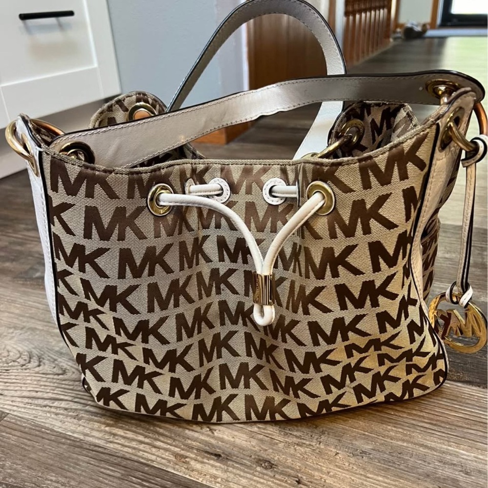 Michael Kors purse and wallet